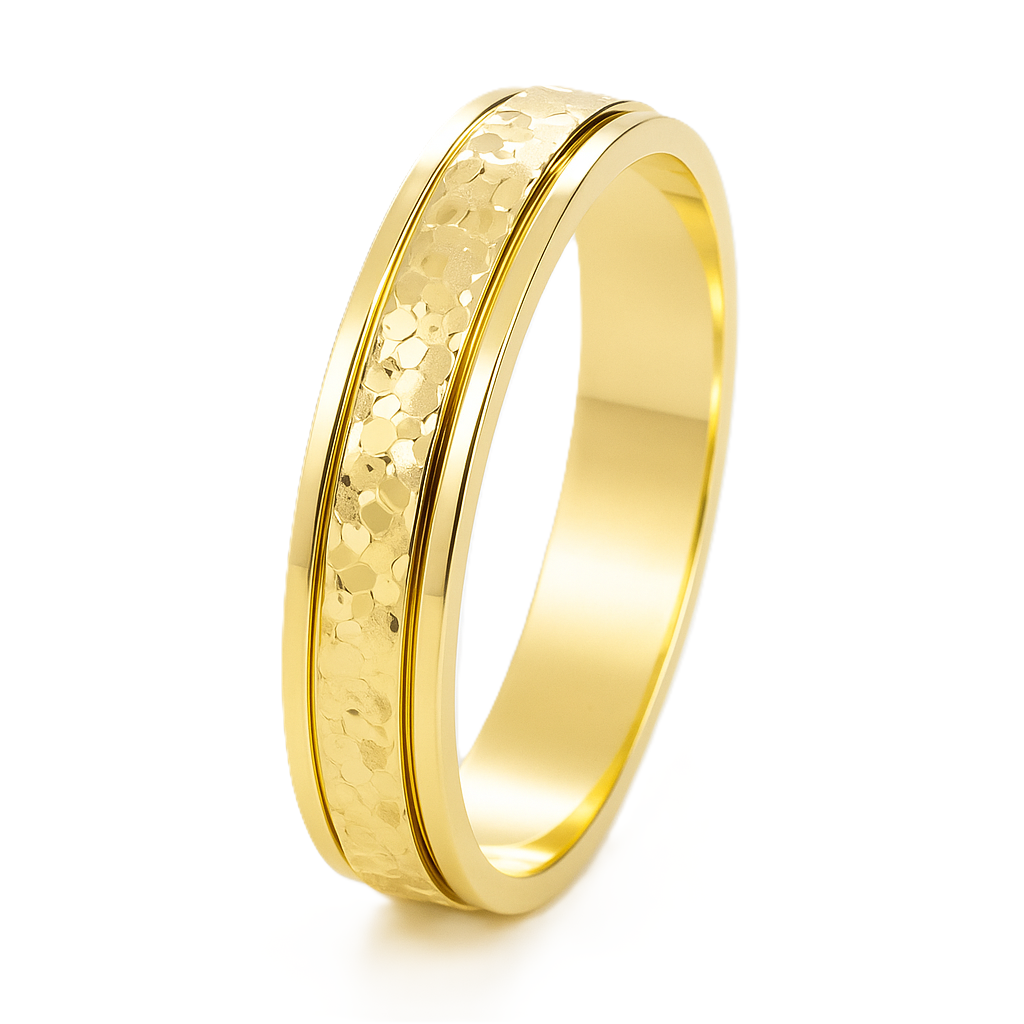 Luna 916 Gold Hammered Band – Strength in Every Sparkle